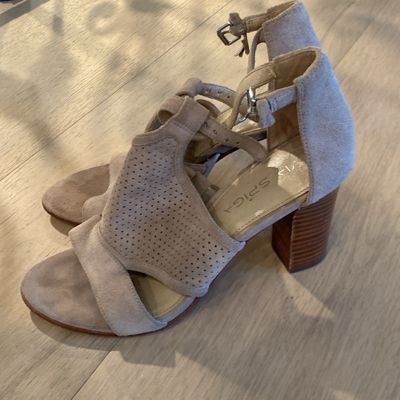 Via Spiga Suede Make me Nude heels size 6 - Picture 3 of 6